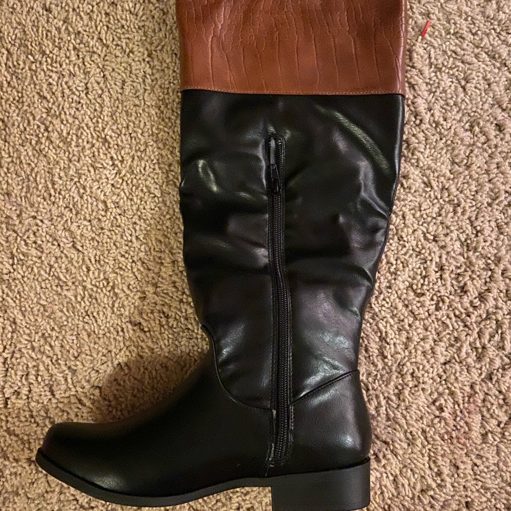 Black and brown wide calf boot - Picture 2 of 5